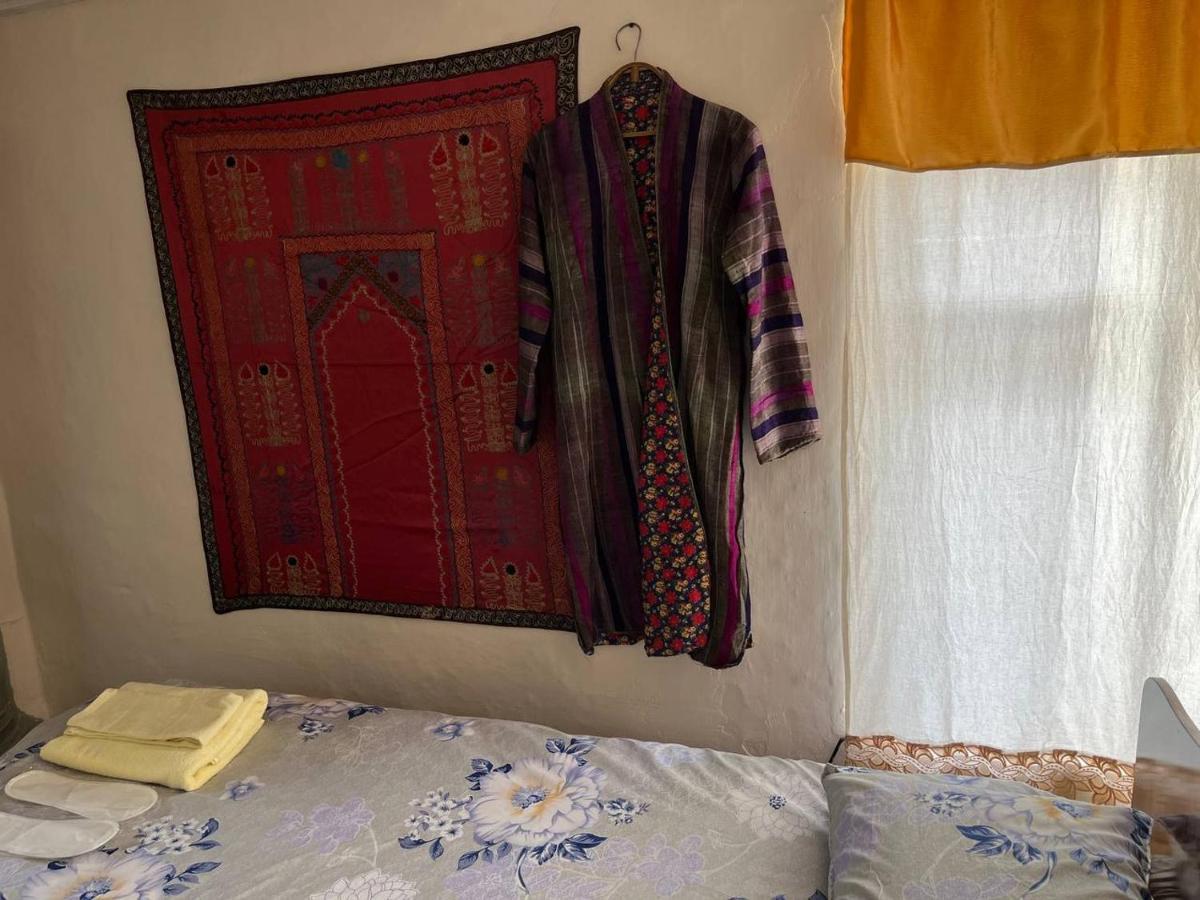 Tasmin Mexr Hostel Samarkand Eksteriør billede